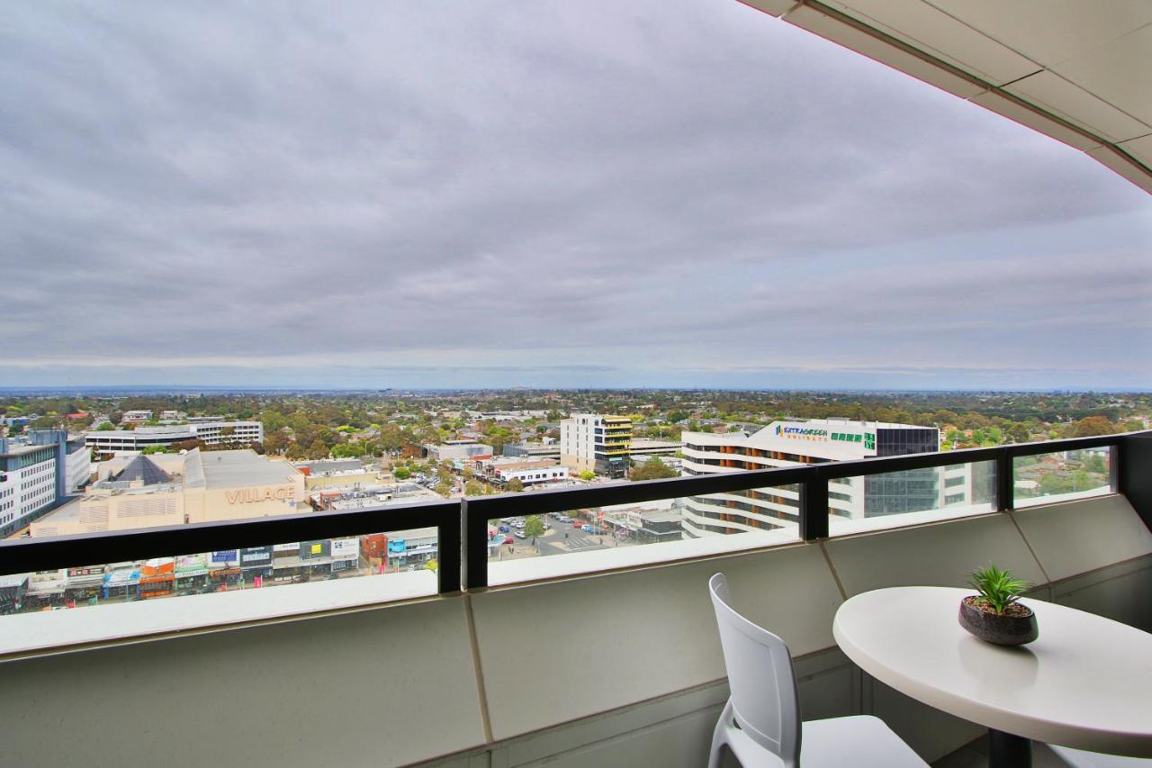 Domi Serviced Apartments Glen Waverley Esterno foto